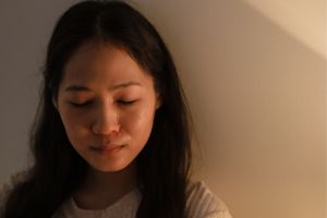 不倫は罪悪感と幸福感の狭間で