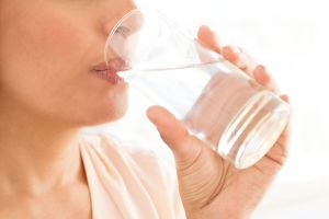 避難所での水分の配布・入手方法は？